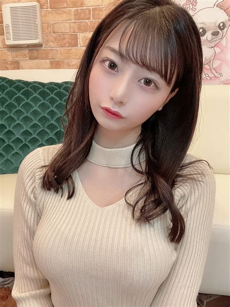 元AKB48・鈴木優香、話題の“Fカップボディ”たっぷり披露